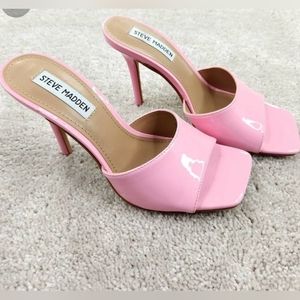 Steve Madden Signal Pink Patent Heels
